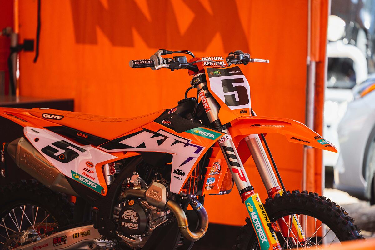 KIRK GIBBS 04 - KTM RACING TEAM