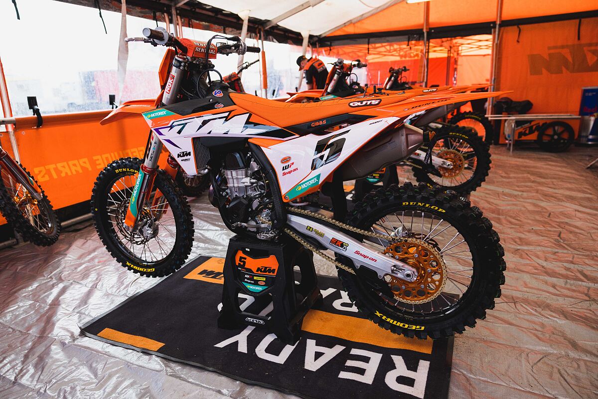 KIRK GIBBS 05 - KTM RACING TEAM
