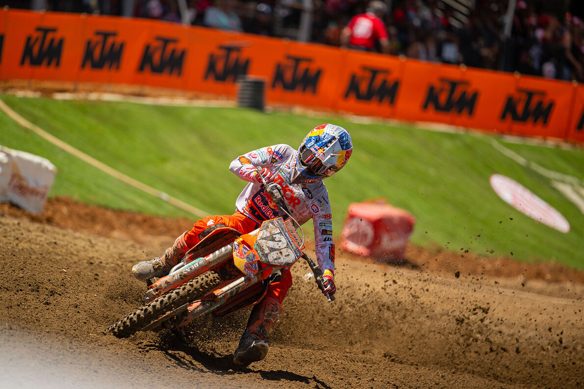 TOM VIALLE - RED BULL KTM FACTORY RACING