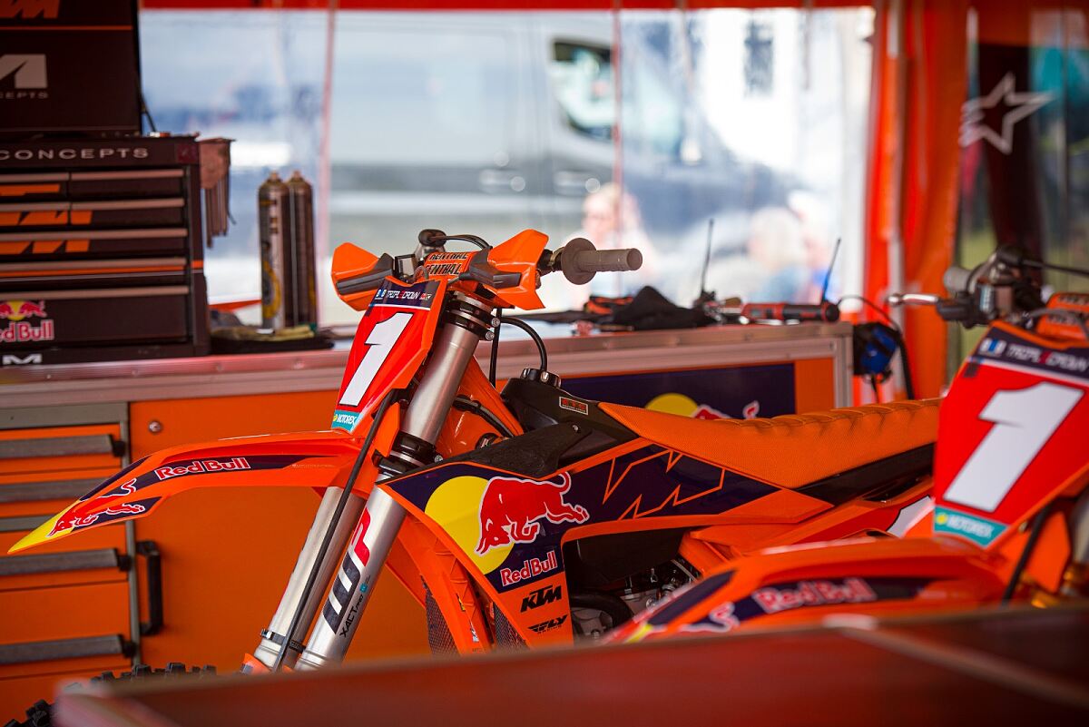 RYDER MCNABB 03 - KTM CANADA RED BULL RACE TEAM