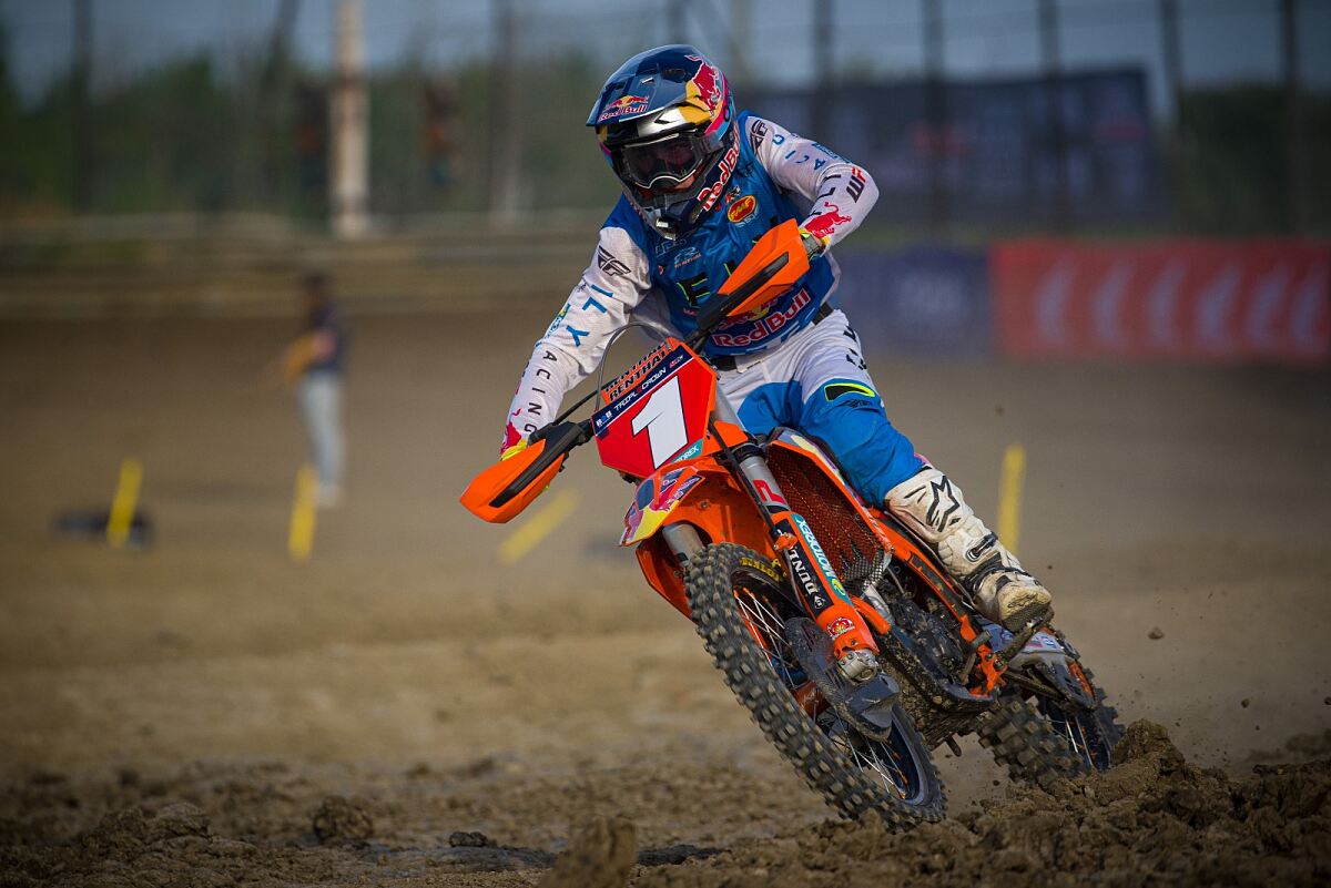 RYDER MCNABB 04 - KTM CANADA RED BULL RACE TEAM