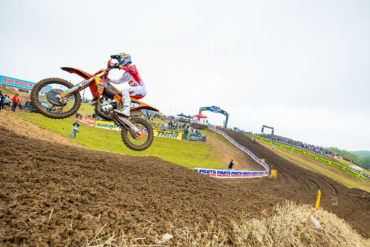 TOM VIALLE - RED BULL KTM FACTORY RACING