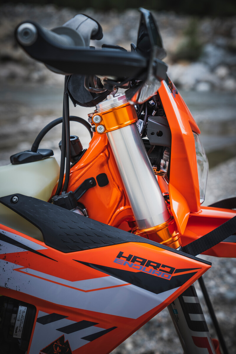 2024 KTM 300 XC-W HARDENDURO 08
