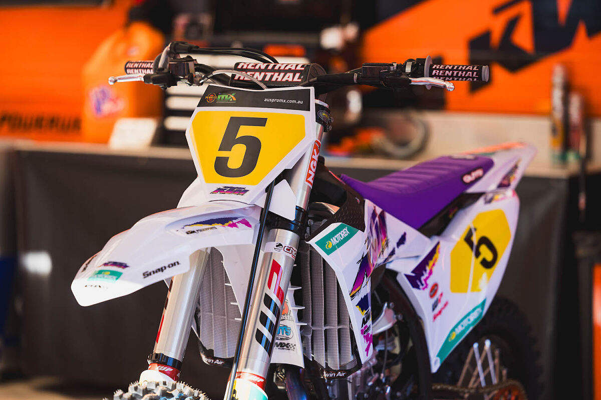 KIRK GIBBS 04 - KTM RACING TEAM