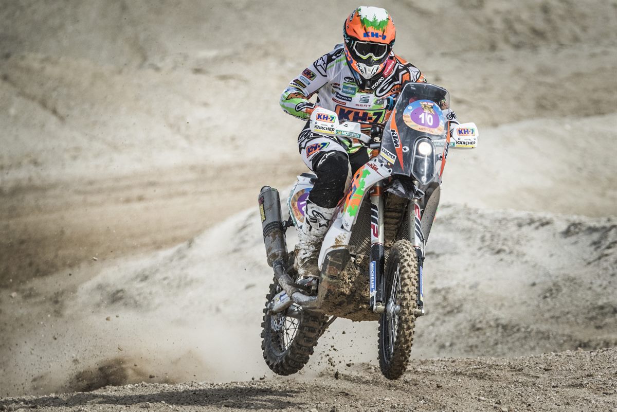 Laia Sanz KTM 450 RALLY Abu Dhabi 2016