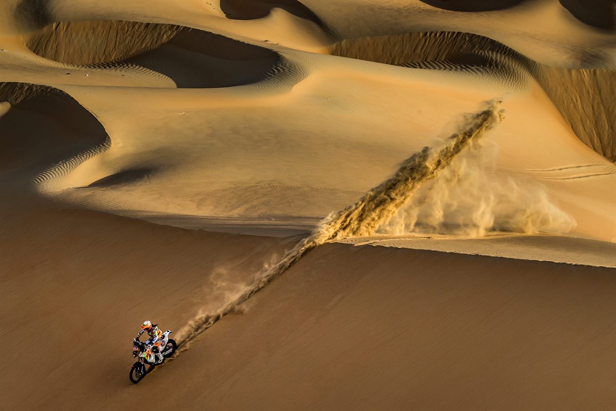 Laia Sanz KTM 450 RALLY Abu Dhabi 2016