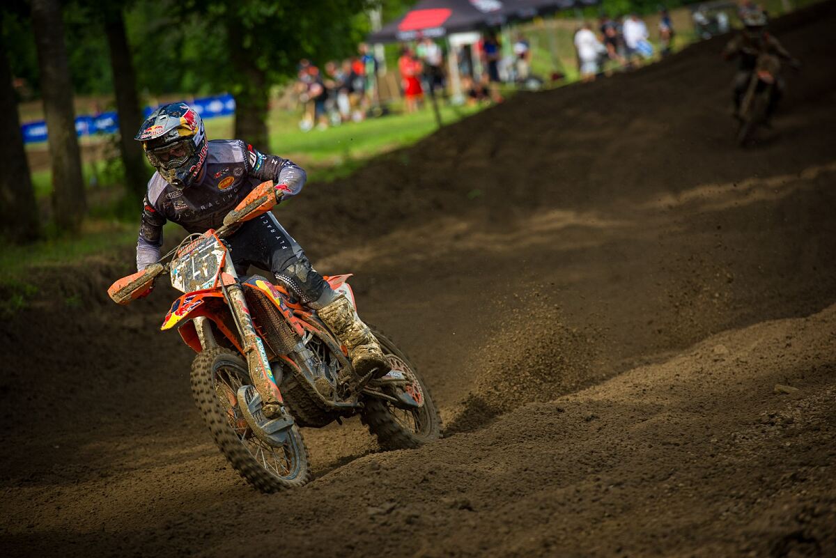 JESS PETTIS 02 - KTM CANADA RED BULL RACE TEAM
