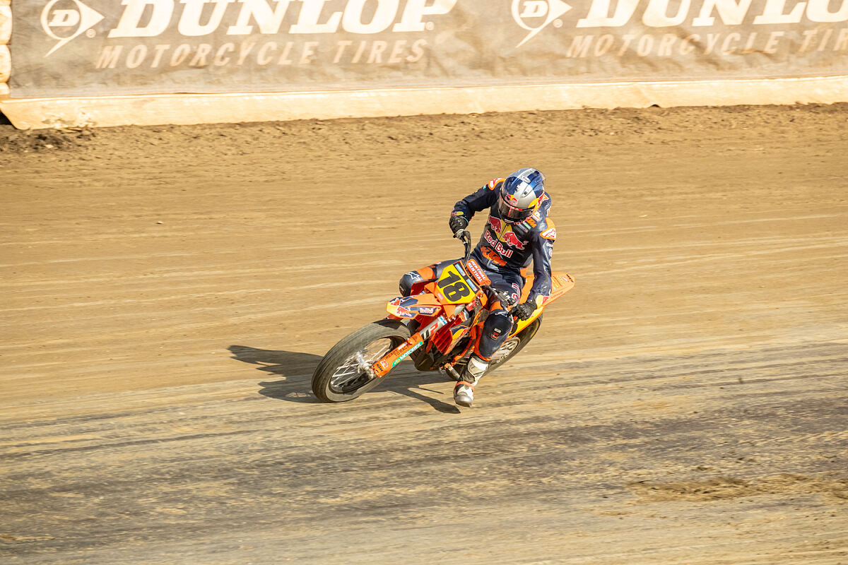 MAX WHALE 02 - RED BULL KTM FACTORY RACING