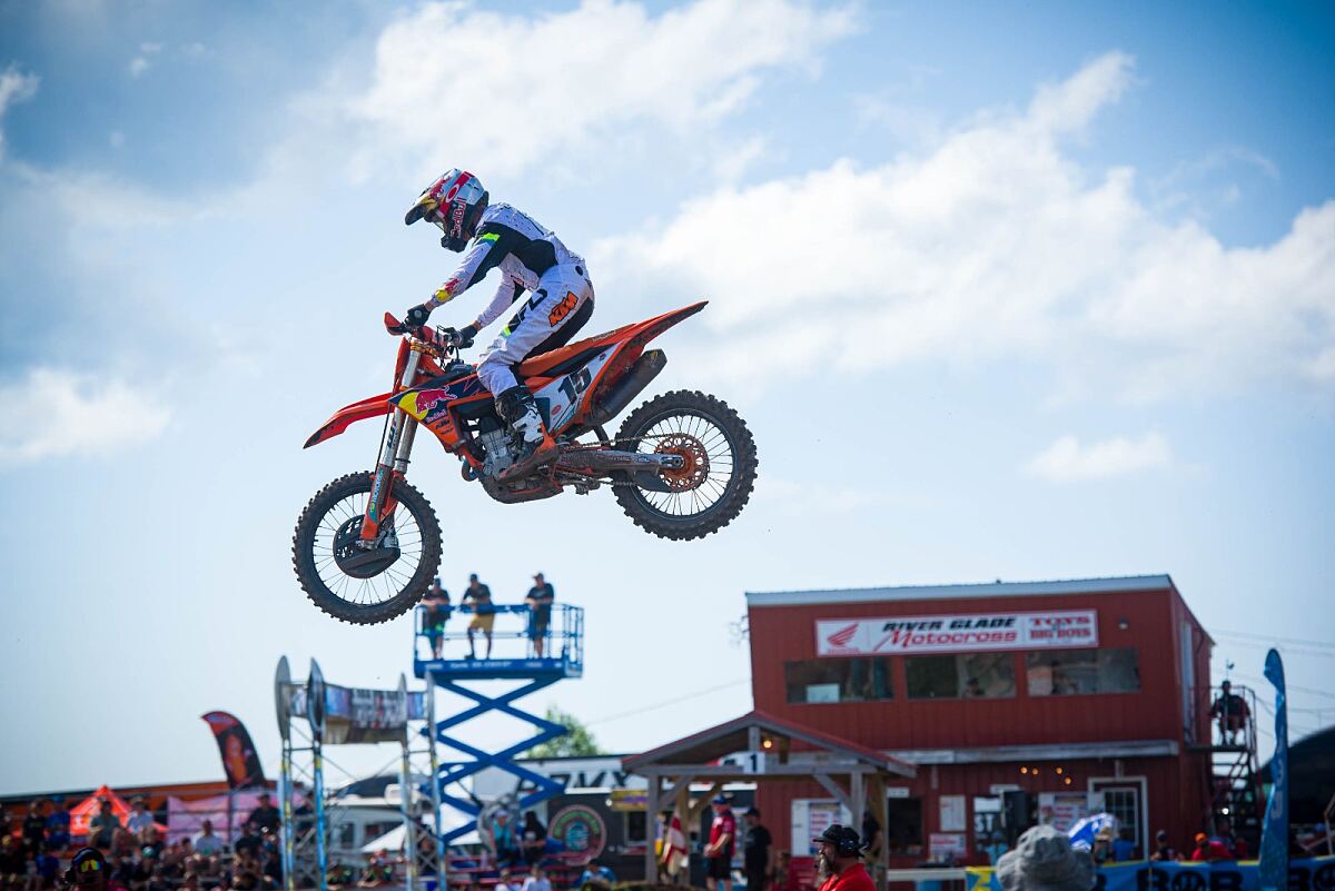 JESS PETTIS 02 - KTM CANADA RED BULL RACE TEAM