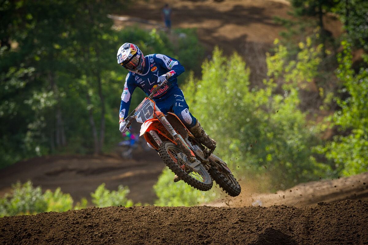 JESS PETTIS - KTM CANADA RED BULL RACE TEAM