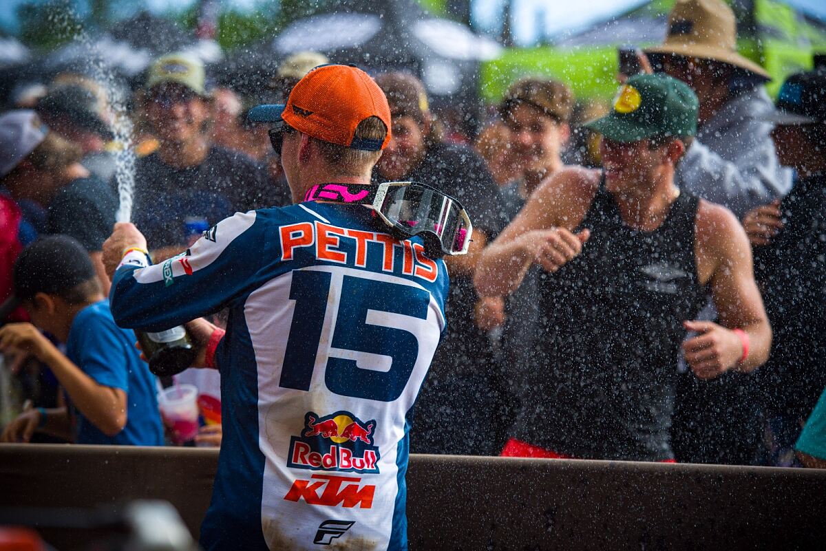 JESS PETTIS 03 - KTM CANADA RED BULL RACE TEAM
