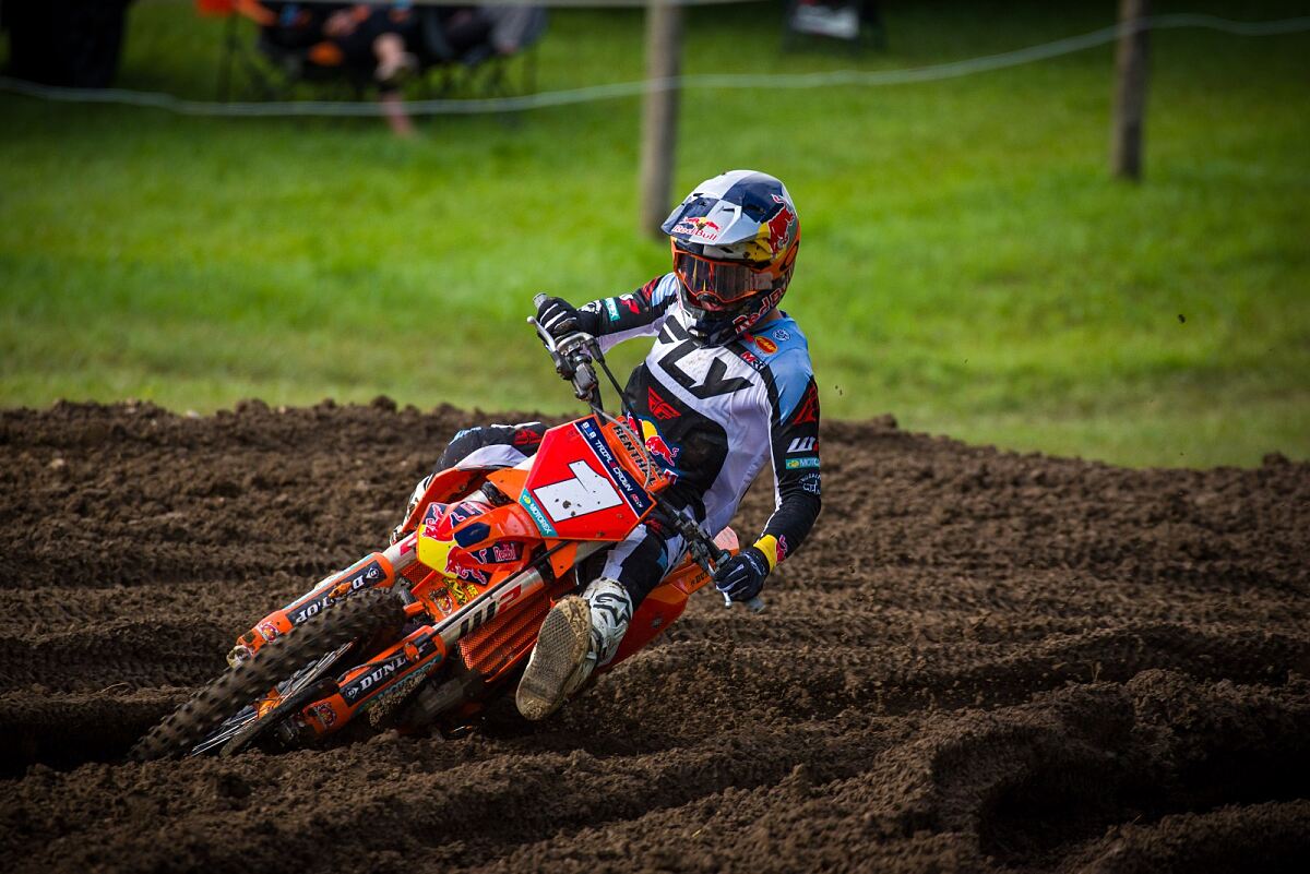 RYDER MCNABB 02 - KTM CANADA RED BULL RACE TEAM