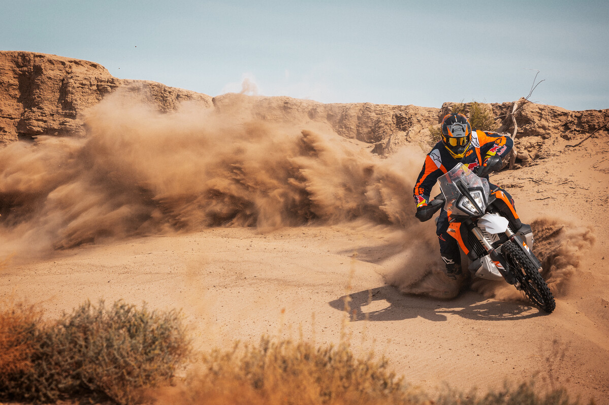 MY24 KTM 890 ADVENTURE R RALLY 03