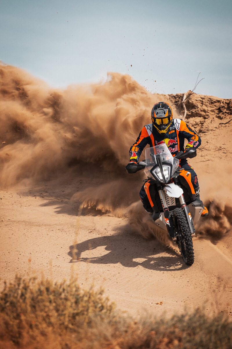 MY24 KTM 890 ADVENTURE R RALLY 04