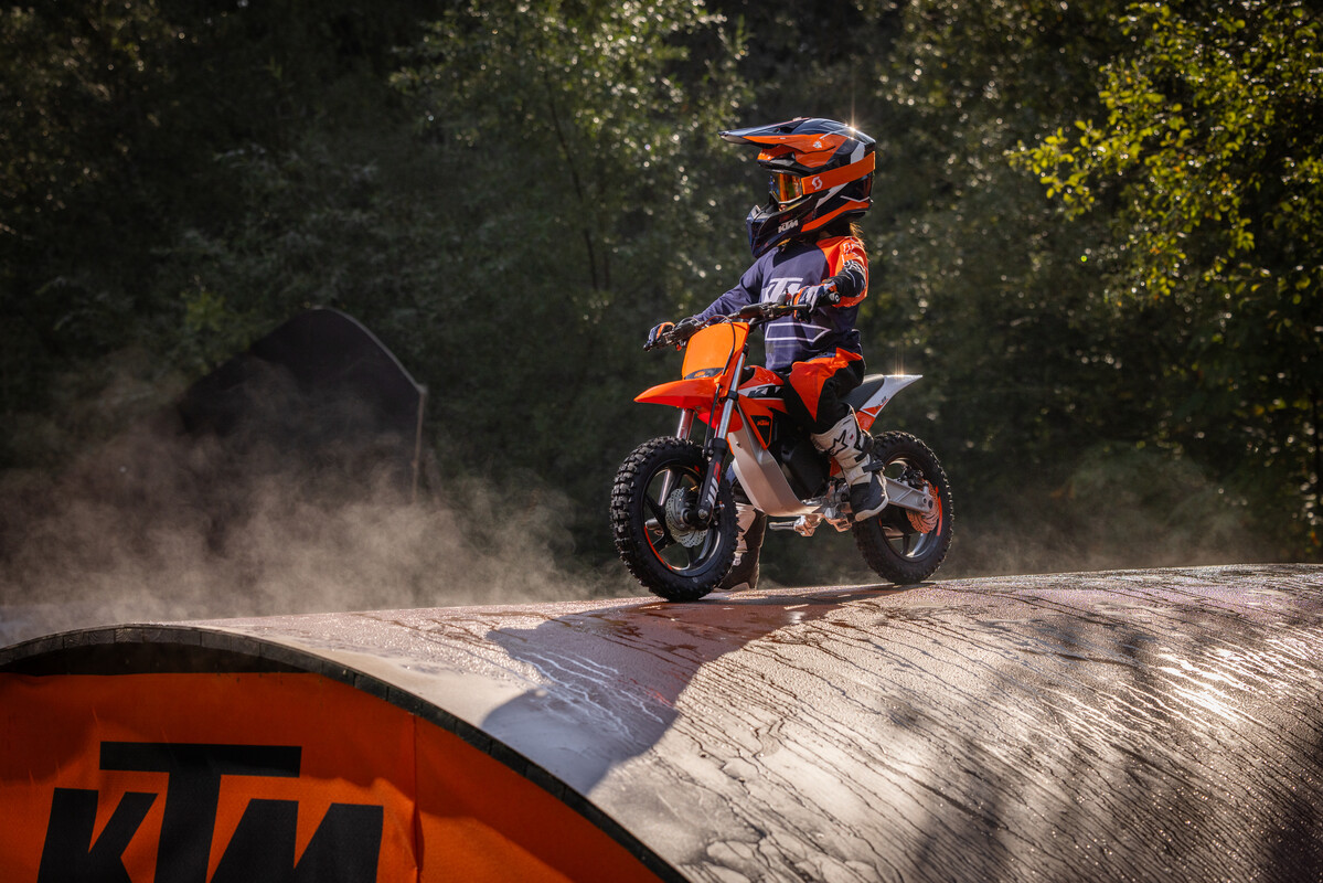 2024 KTM SX-E 2