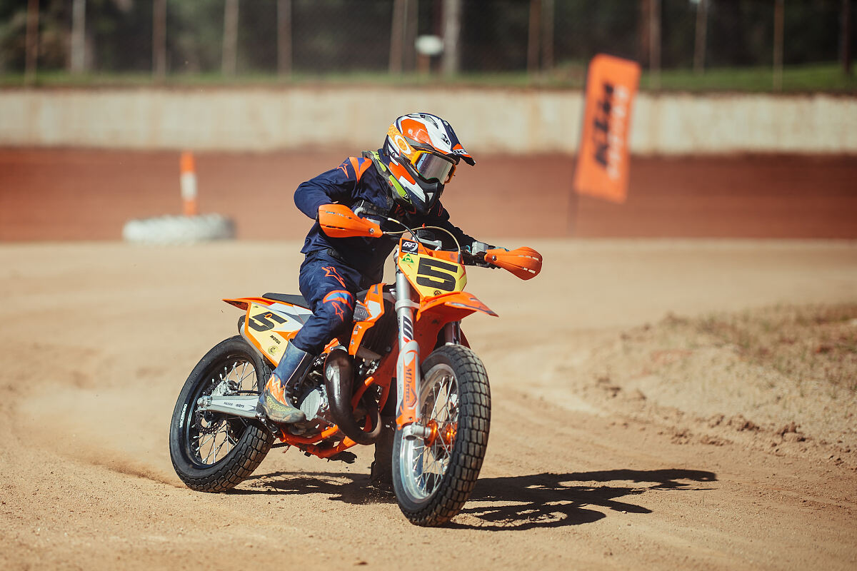JACK MILLER - FLAT TRACK WITH JACK 06