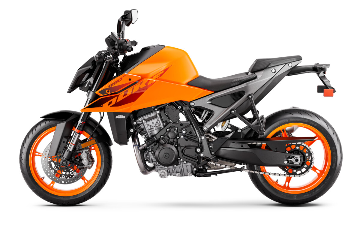 2024 KTM 990 DUKE