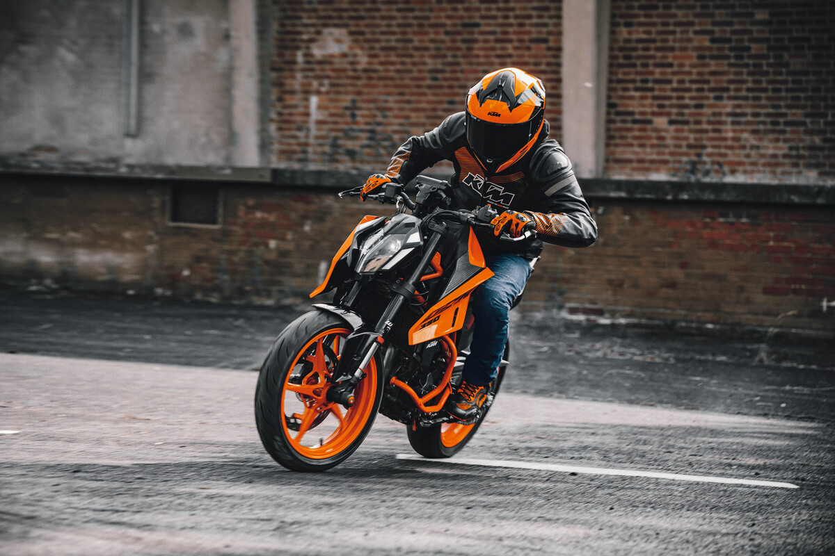 2024 KTM DUKE range