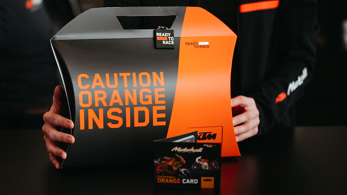 KTM Motohall Orange Card 