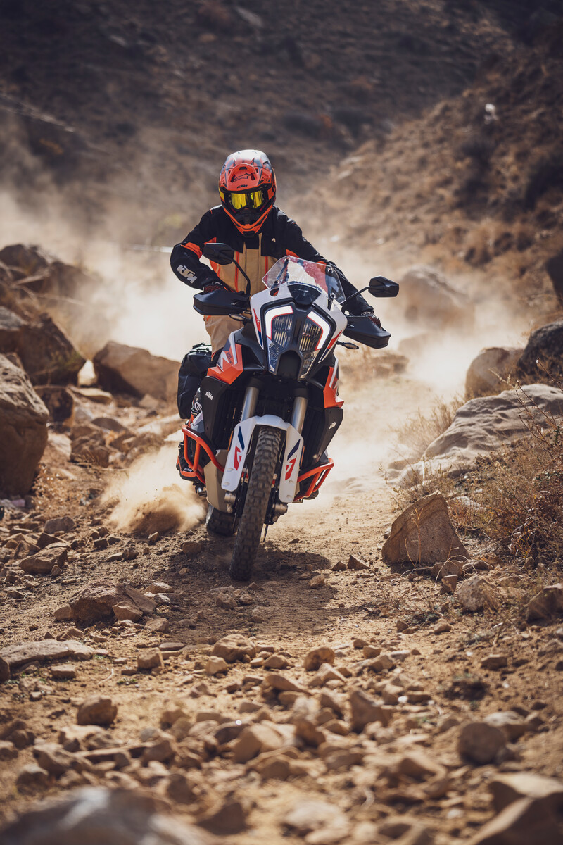 2024 KTM 1290 SUPER ADVENTURE Range