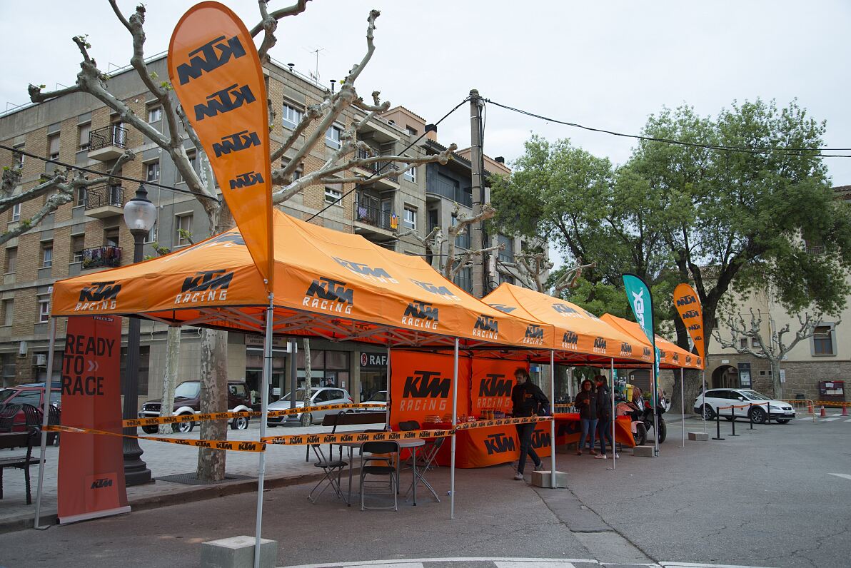 Asistencia KTM en el control nº 9 en Solsona
