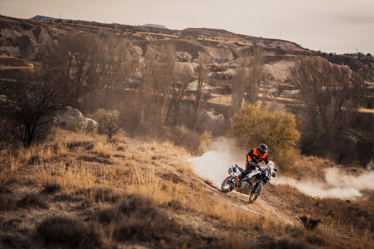 2024 KTM 790 ADVENTURE
