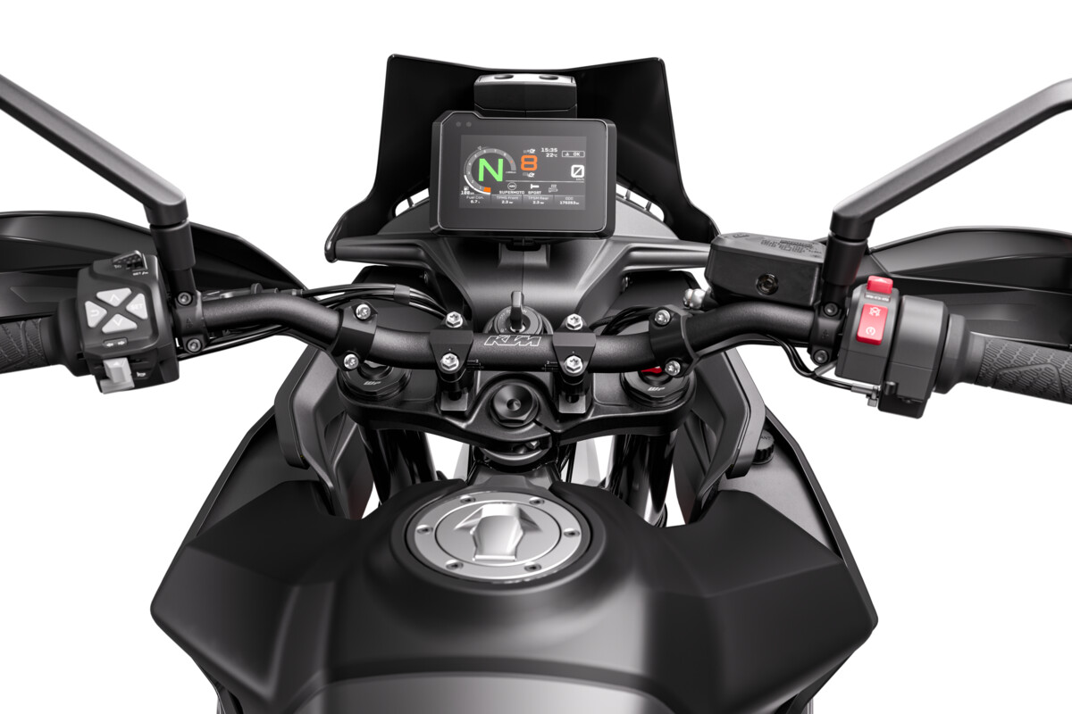 2024 KTM 890 SMT