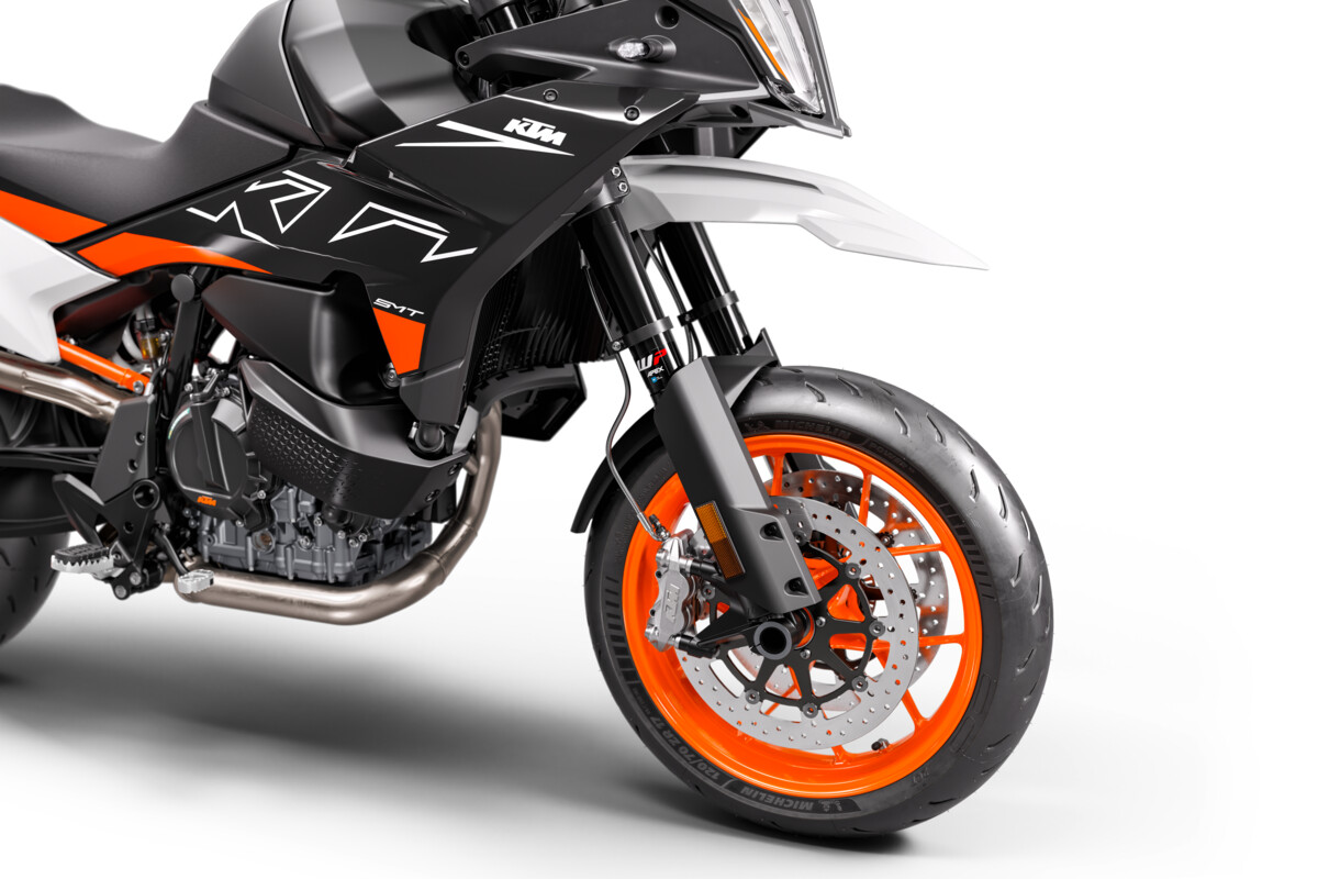 2024 KTM 890 SMT
