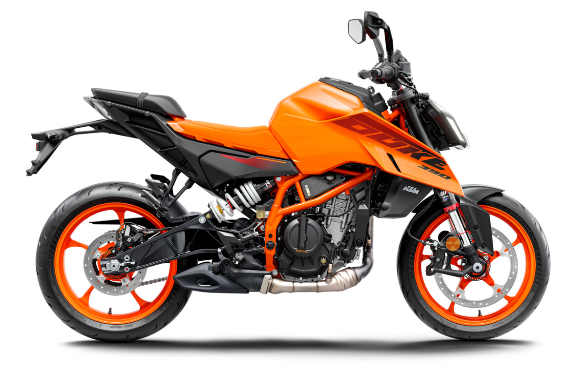 KTM 390 DUKE（エレクトロニック・オレンジ）