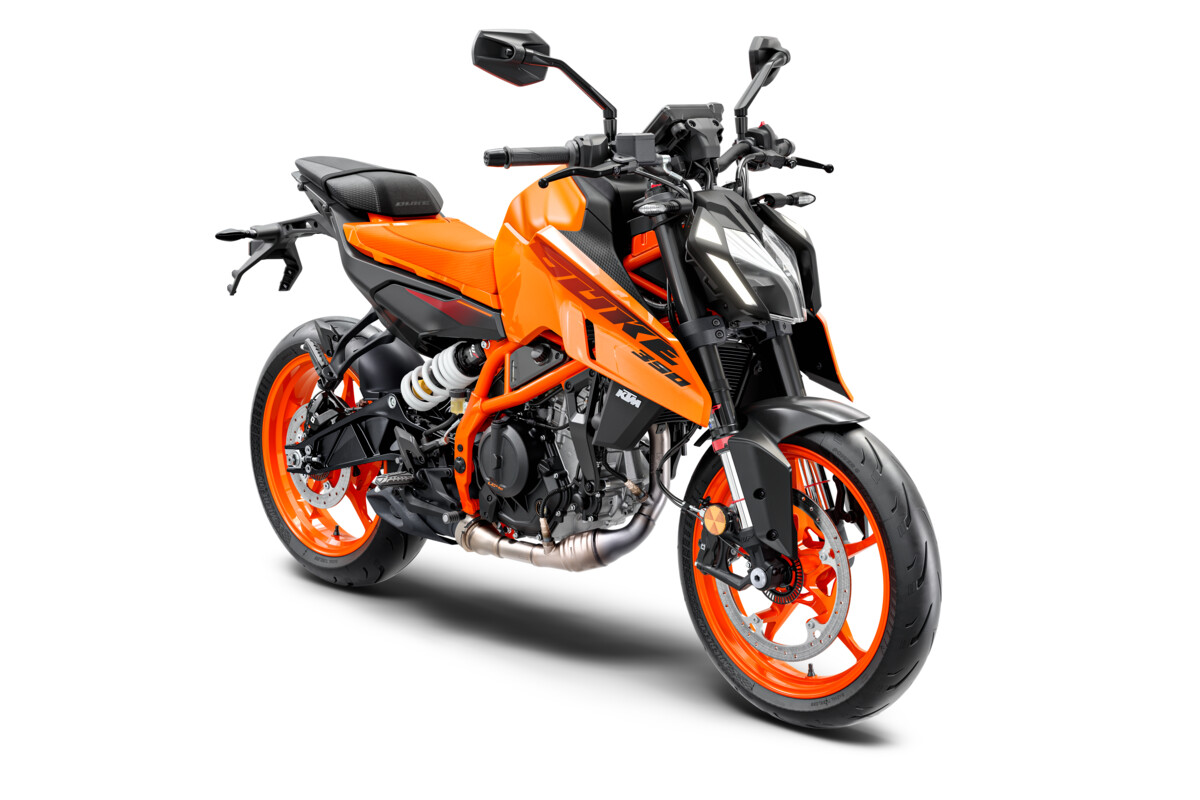 KTM 390 DUKE（エレクトロニック・オレンジ）