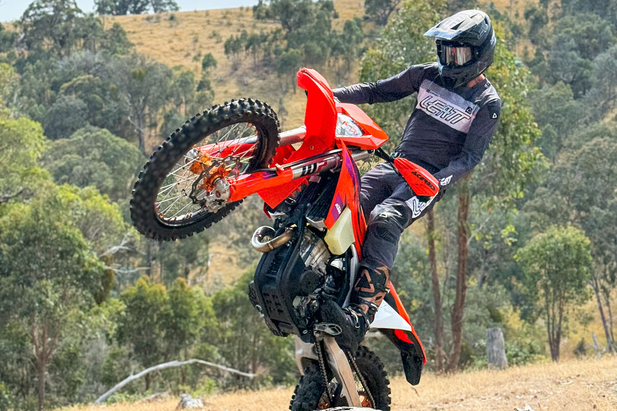 DANIEL MILNER 02 - KTM
