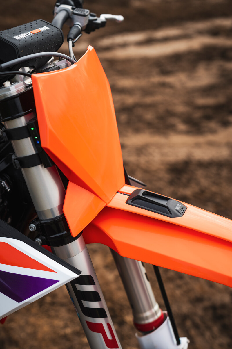 KTM CONNECTIVITY UNIT OFFROAD