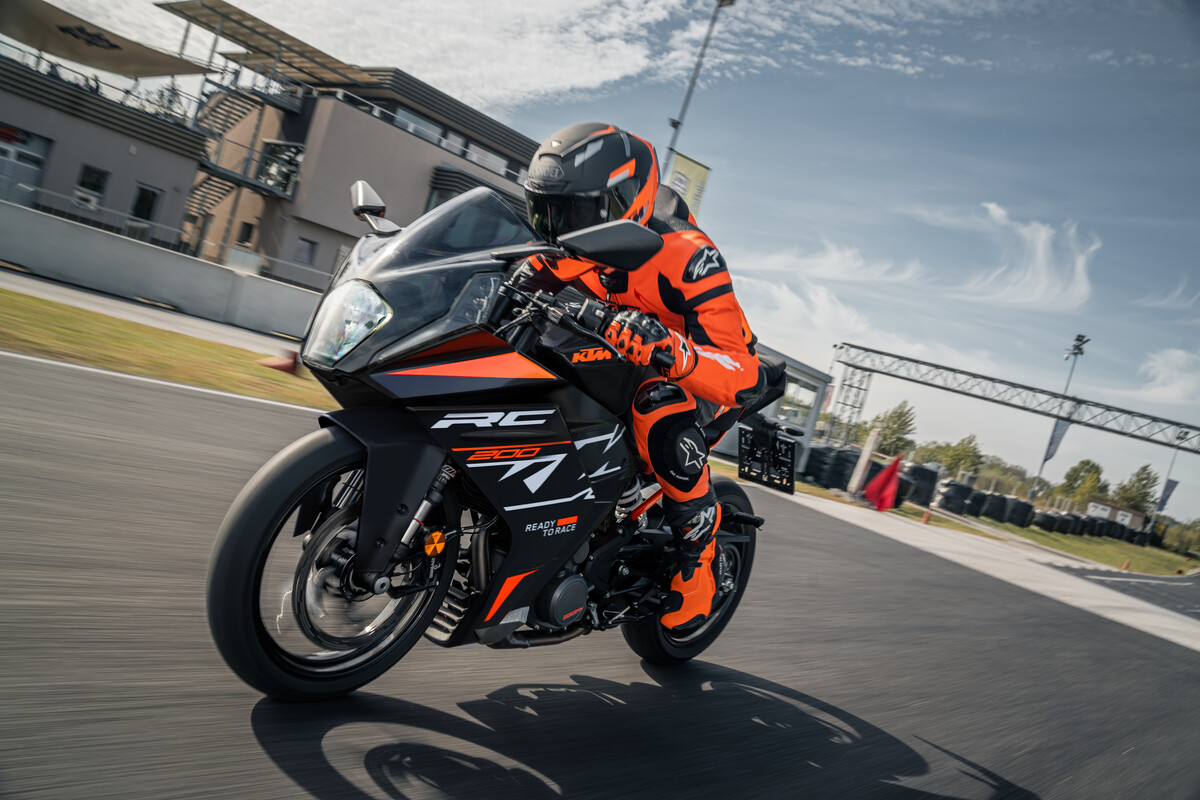 2024 KTM RC RANGE