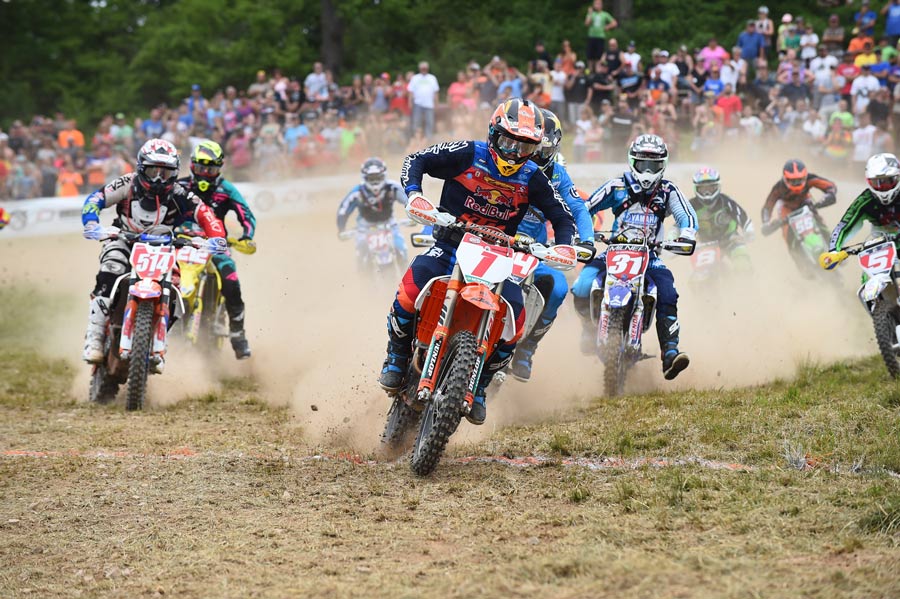 Russell-Holeshot_John-Penton