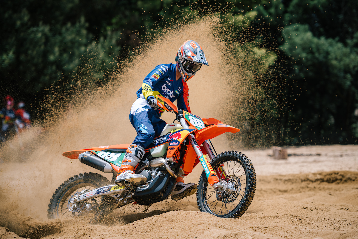 Image from the KTM Team Launch captured by Sage Lee Voges for ZCMC Media-155