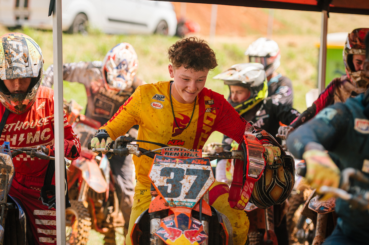 Image from the 2024 National Motocross _ Round 1 _ Legends captured by Mpho Ramathikithi for ZCMC Media-40