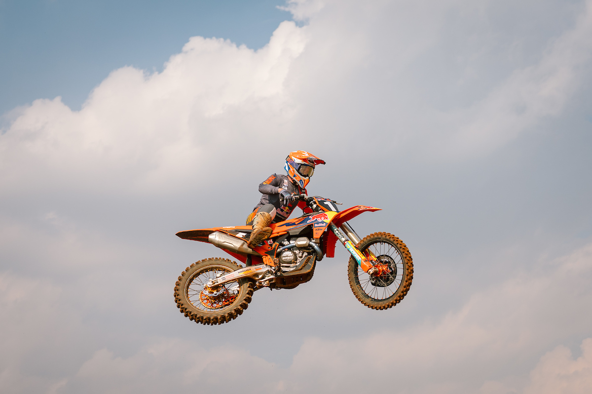 Image from the 2024 National Motocross _ Round 1 _ Legends captured by Mpho Ramathikithi for ZCMC Media-140