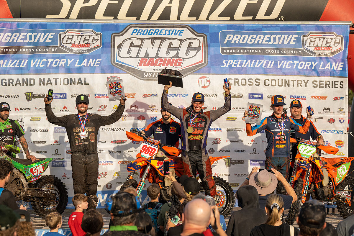 JOHNNY GIRROIR AND GRANT DAVIS PODIUM