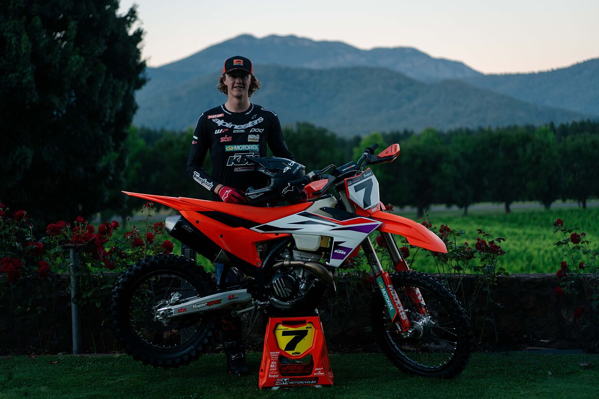 RILEY MCGILLIVRAY 03
