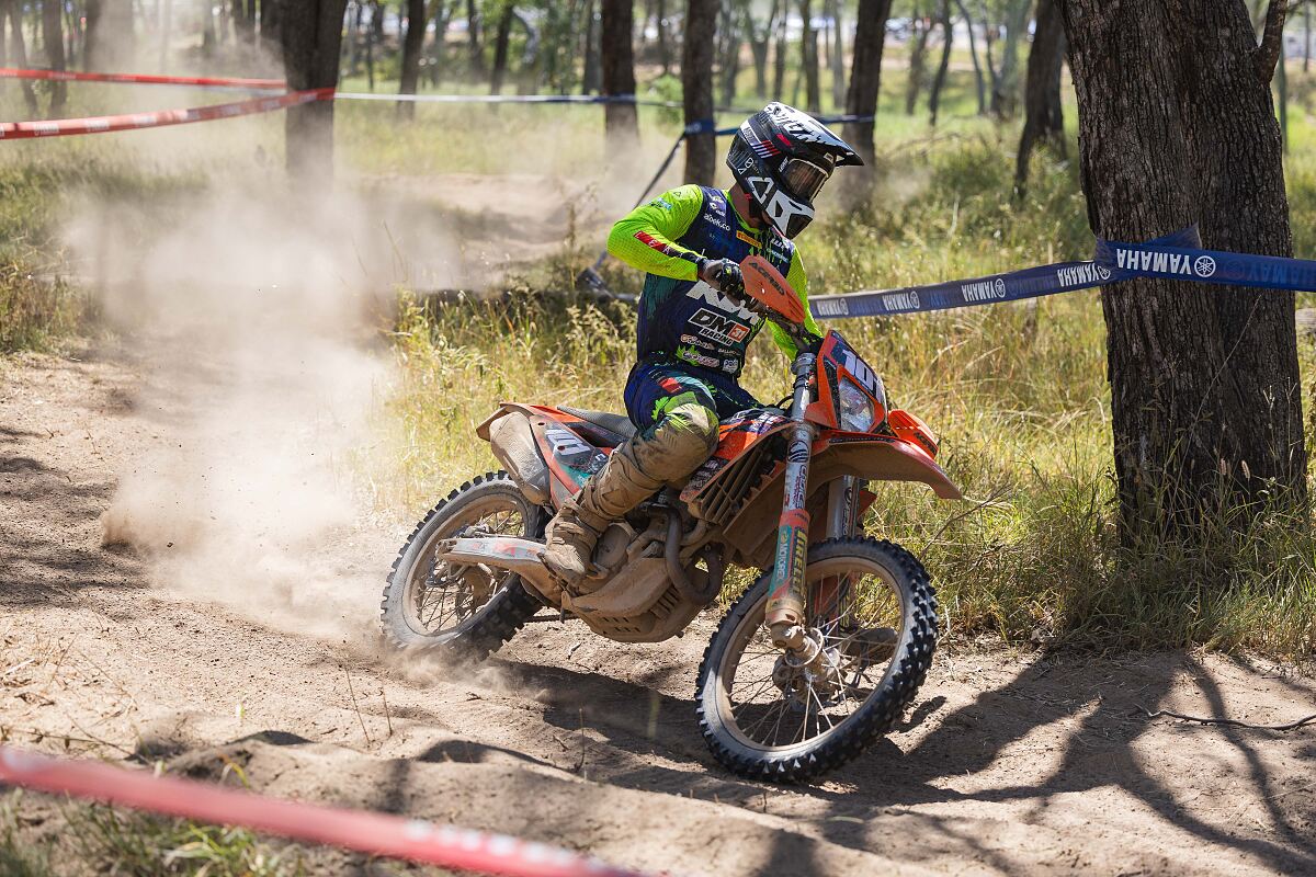 TOM BUXTON - KTM DM31 RACING 
