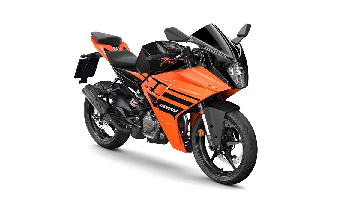 571676_MY24 KTM RC 125_STUDIO_EU_GLOBAL_Supersport_MY24_Studio_MY24 KTM RC 125_STUDIO_EU_GLOBAL
