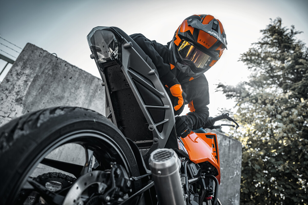541623_MY24 KTM 125 DUKE_Static_Cat A_02_STATIC_Static_02_STATIC