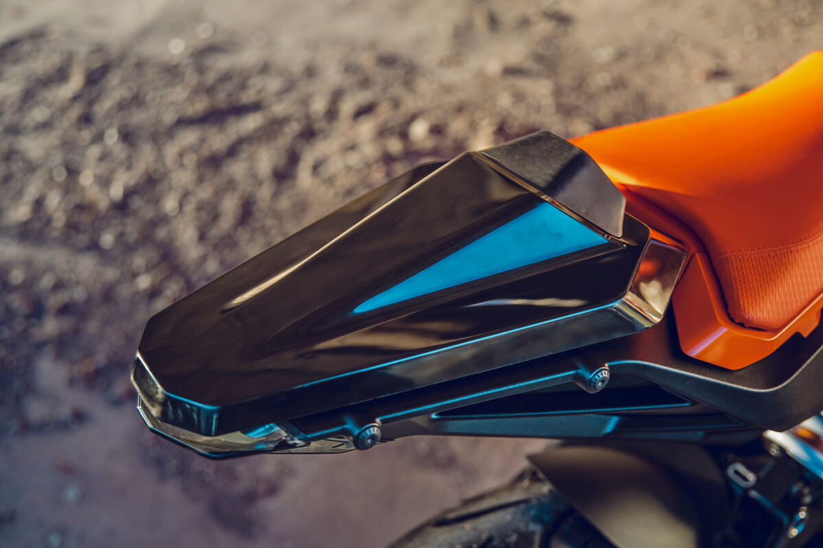573610_MY24 KTM 390 DUKE - Static_01_STATIC IMAGES