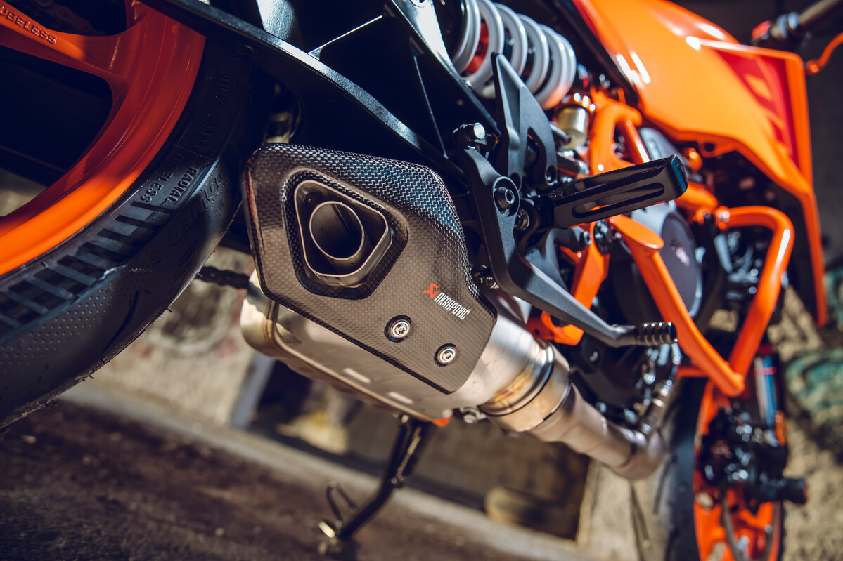 573615_MY24 KTM 390 DUKE - Static_01_STATIC IMAGES