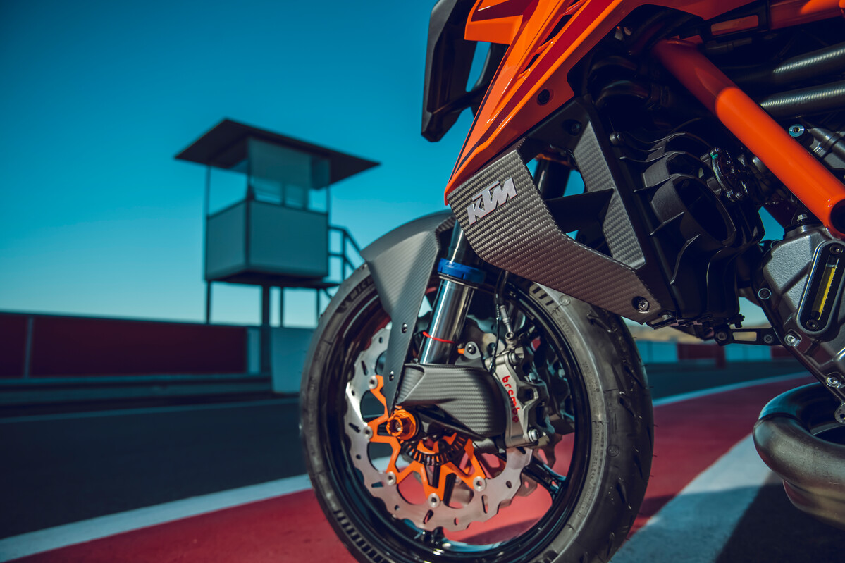 574400_MY24 KTM 1390 DUKE - Static _01_STATIC IMAGES