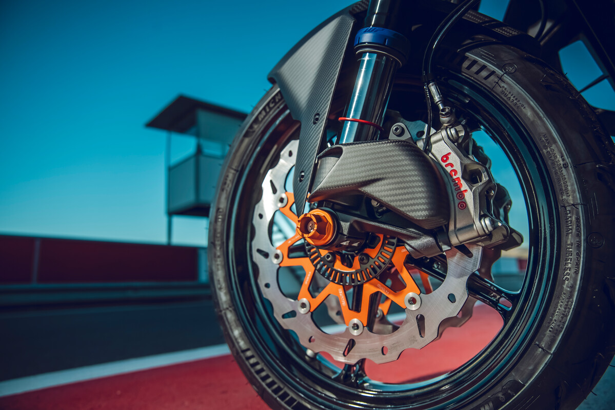 574402_MY24 KTM 1390 DUKE - Static _01_STATIC IMAGES