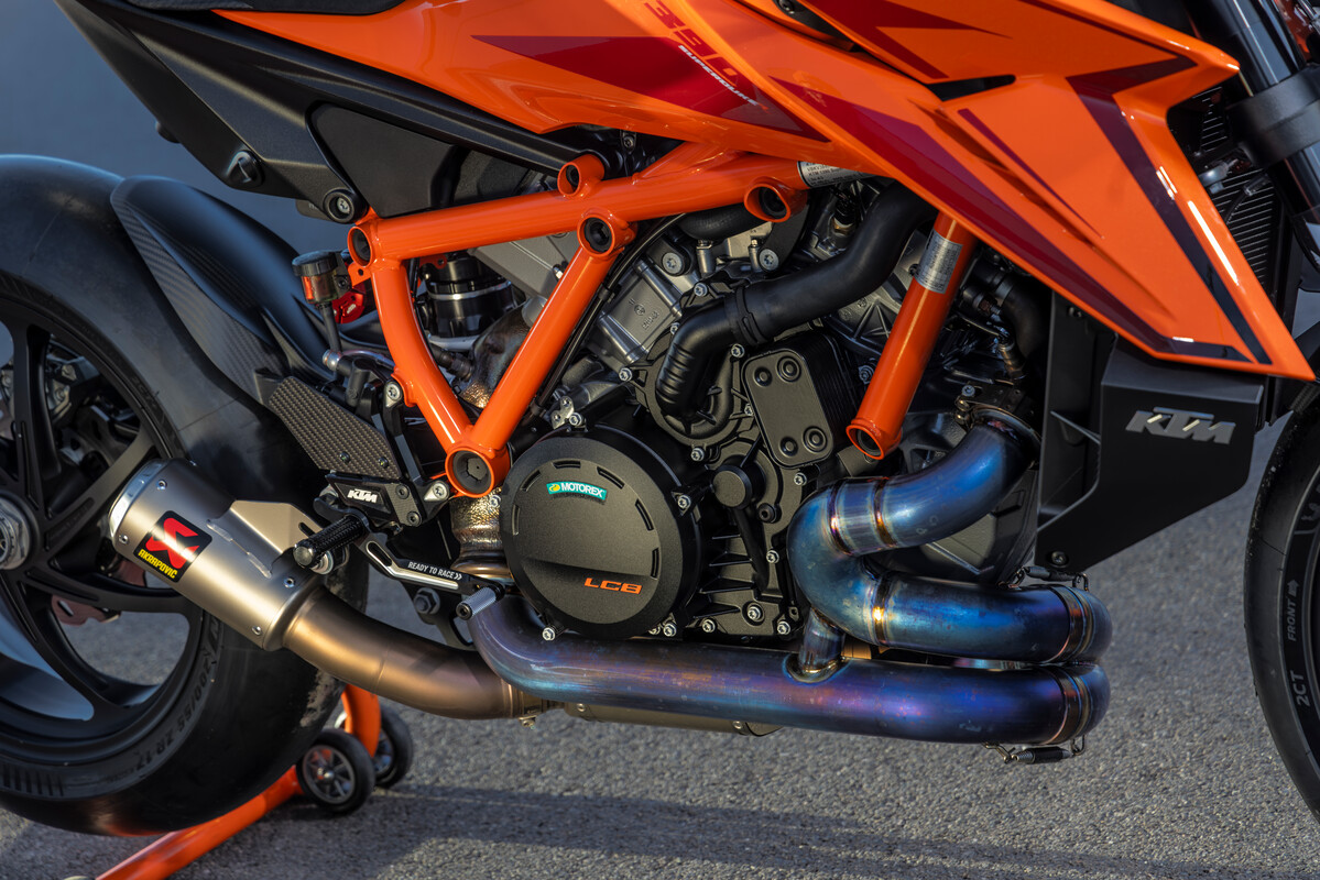 575102_MY24 KTM 1390 DUKE - Static _01_STATIC IMAGES