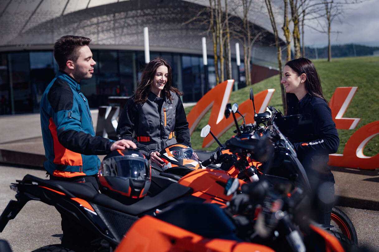 Ride Orange Experience - KTM Motohall