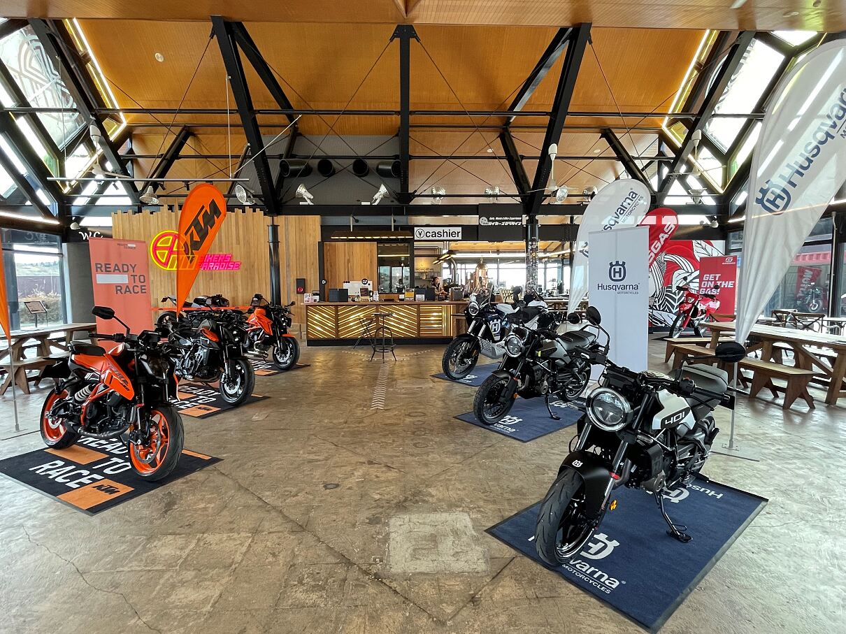 メインホールの展示状況
