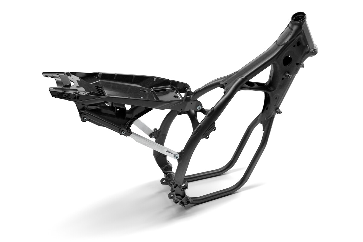 585103_MY25_KTM-frame-SX-right_Details_Parts_02_STATIC